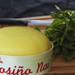 Patacas e grelos co Queixo Cremosiño Nai